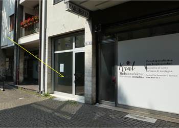 BOLZANO Via Vanga 53 - negozio affittasi